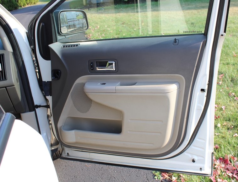 Image for Gallery Auction with Vehicles: 10-24-19