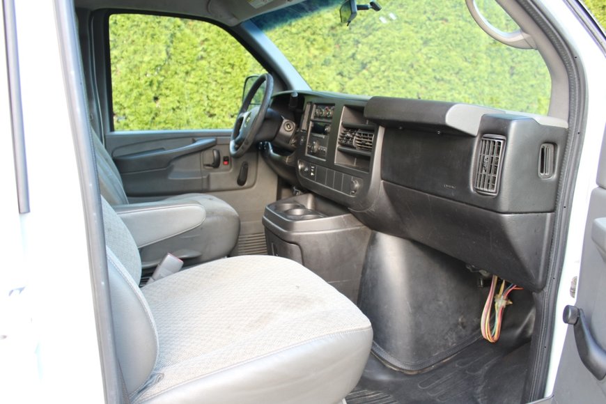 Image for Gallery Auction with Vehicles: 10-24-19