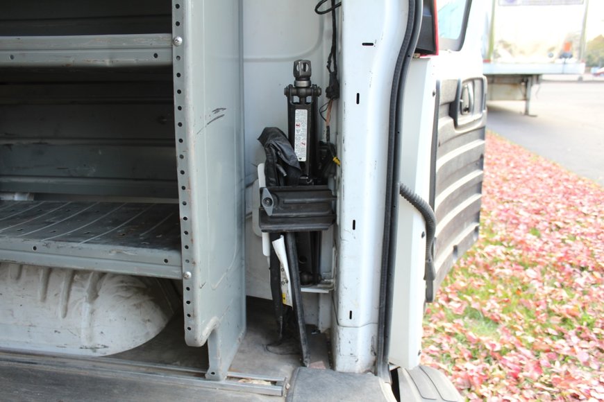 Image for Gallery Auction with Vehicles: 10-24-19