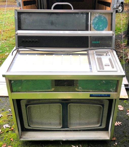 Image for Gallery Auction with Vehicles: 10-24-19