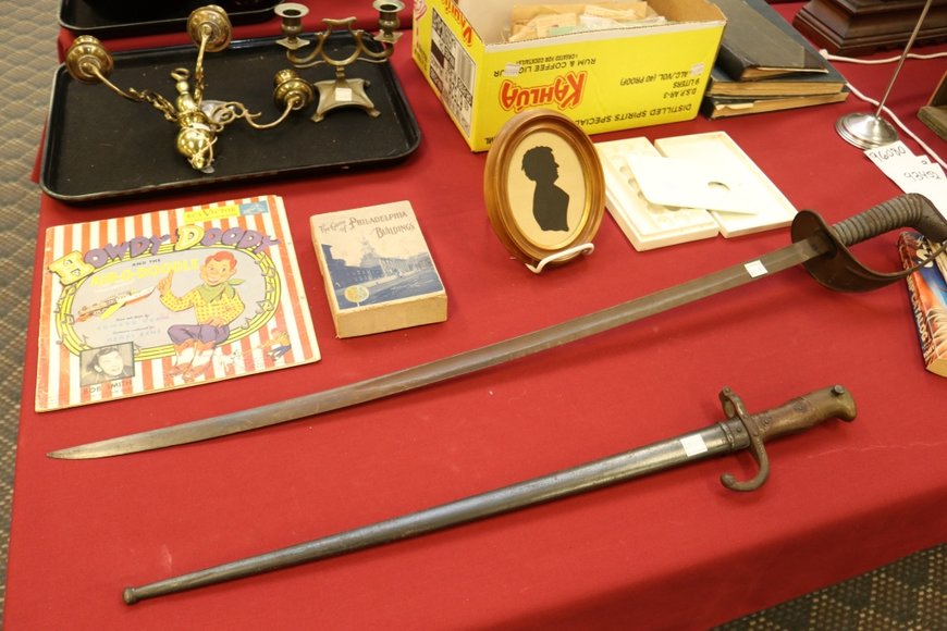 Image for Gallery Auction with Vehicles: 10-24-19