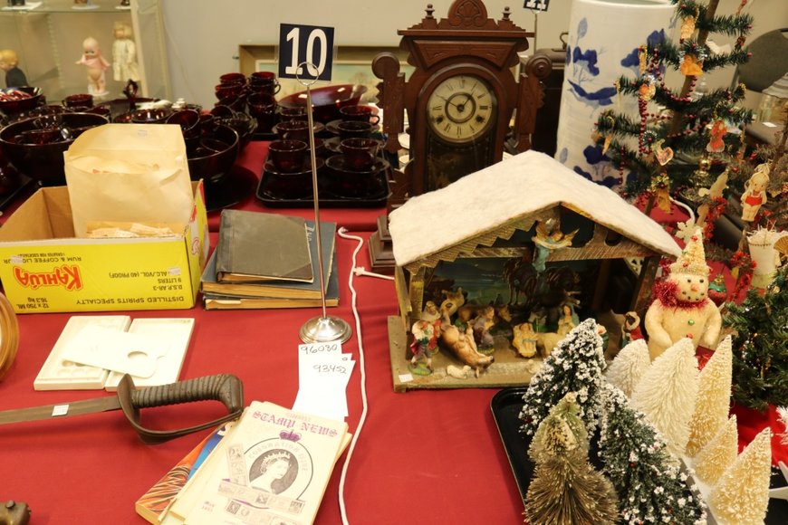 Image for Gallery Auction with Vehicles: 10-24-19