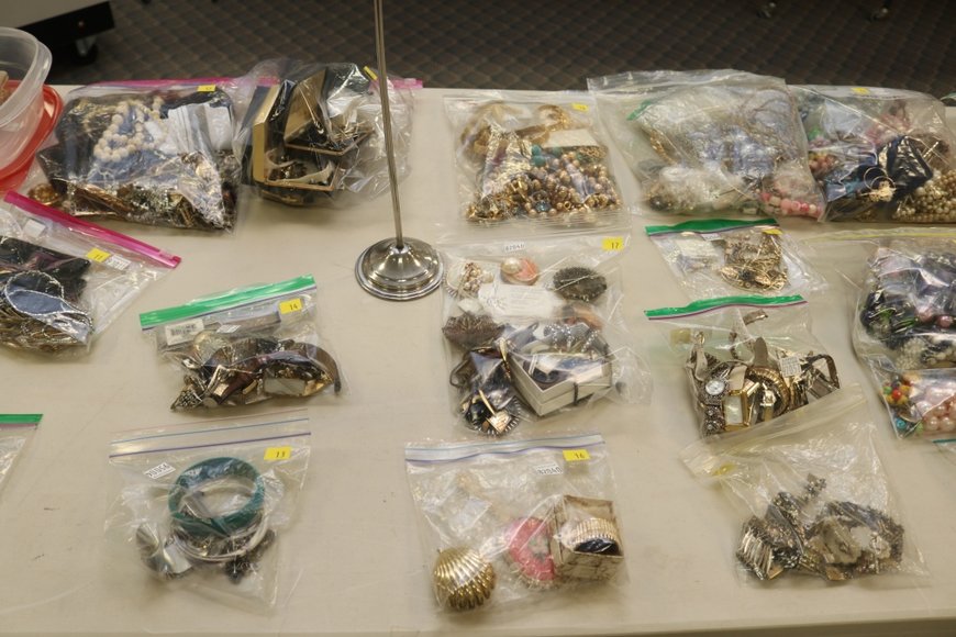 Image for Gallery Auction with Vehicles: 10-24-19