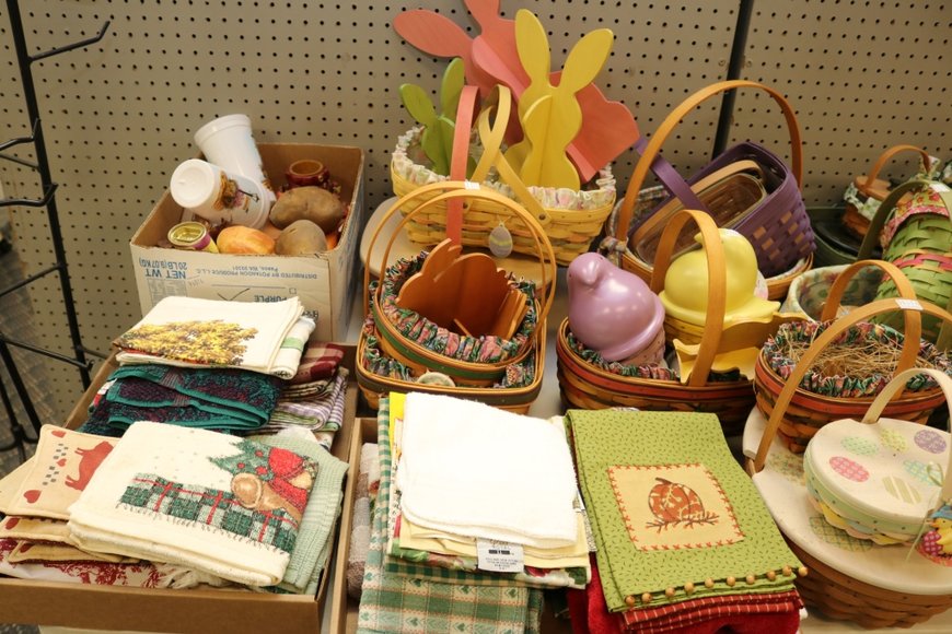 Image for Gallery Auction with Vehicles: 10-24-19