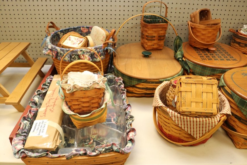 Image for Gallery Auction with Vehicles: 10-24-19