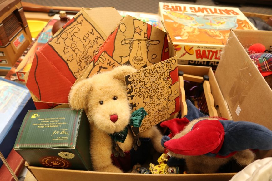 Image for Gallery Auction with Vehicles: 10-24-19