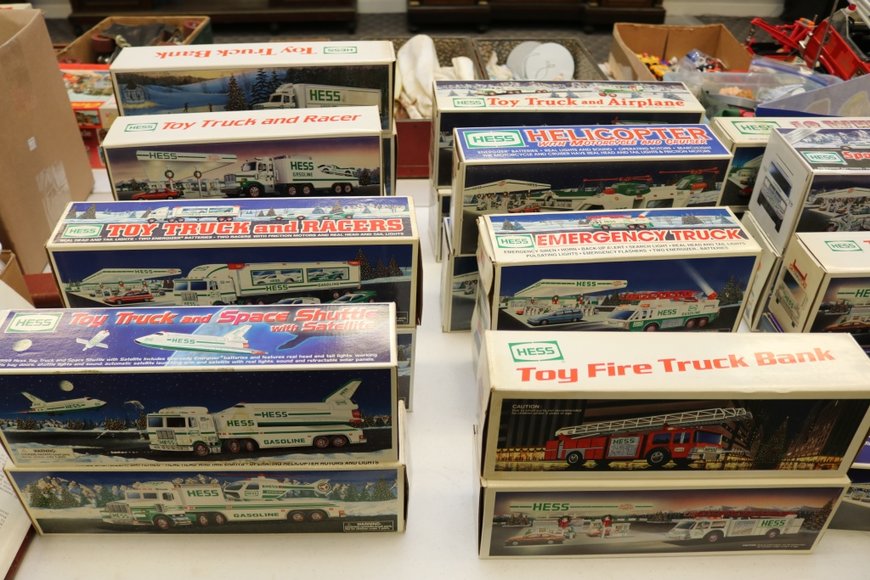 Image for Gallery Auction with Vehicles: 10-24-19