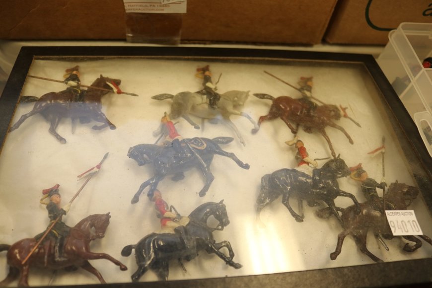 Image for Gallery Auction with Vehicles: 10-24-19