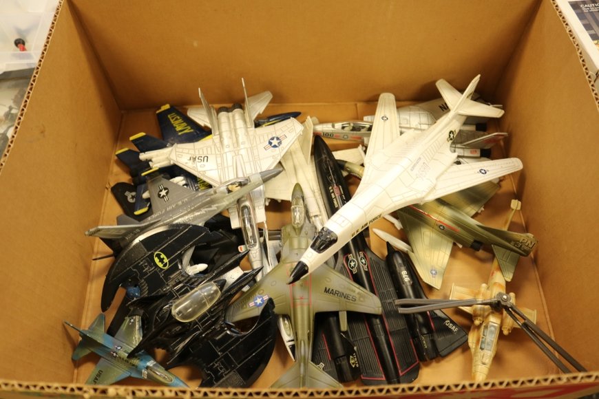 Image for Gallery Auction with Vehicles: 10-24-19