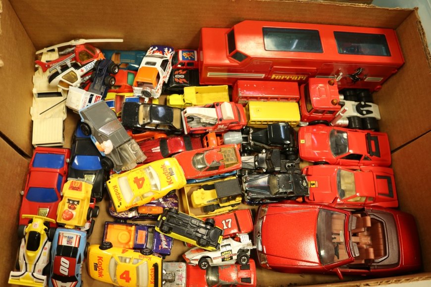 Image for Gallery Auction with Vehicles: 10-24-19