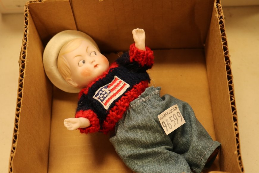 Image for Gallery Auction with Vehicles: 10-24-19