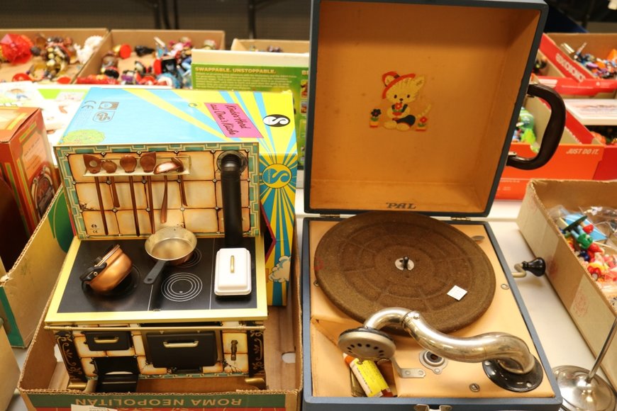 Image for Gallery Auction with Vehicles: 10-24-19