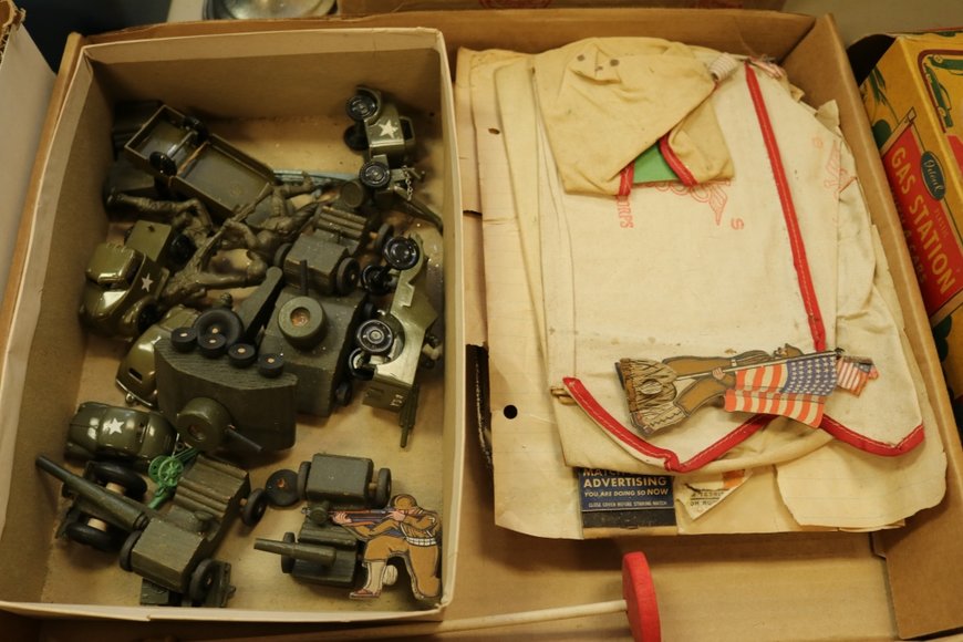 Image for Gallery Auction with Vehicles: 10-24-19