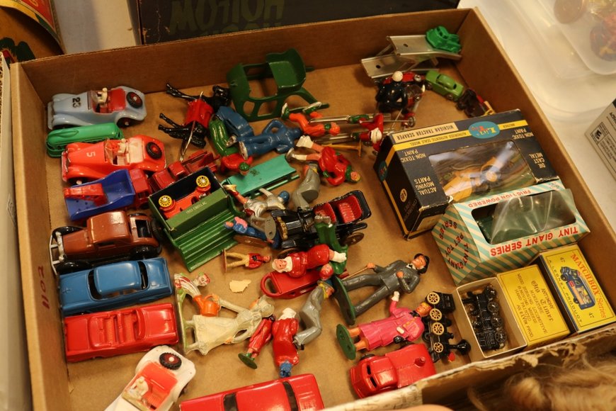 Image for Gallery Auction with Vehicles: 10-24-19