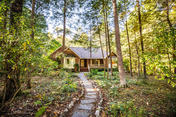 Image for Well Built 5 BR/3.5 BA Brick Home on 4.9 +/- Acres in Desirable 