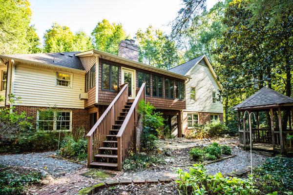 Image for Well Built 5 BR/3.5 BA Brick Home on 4.9 +/- Acres in Desirable 