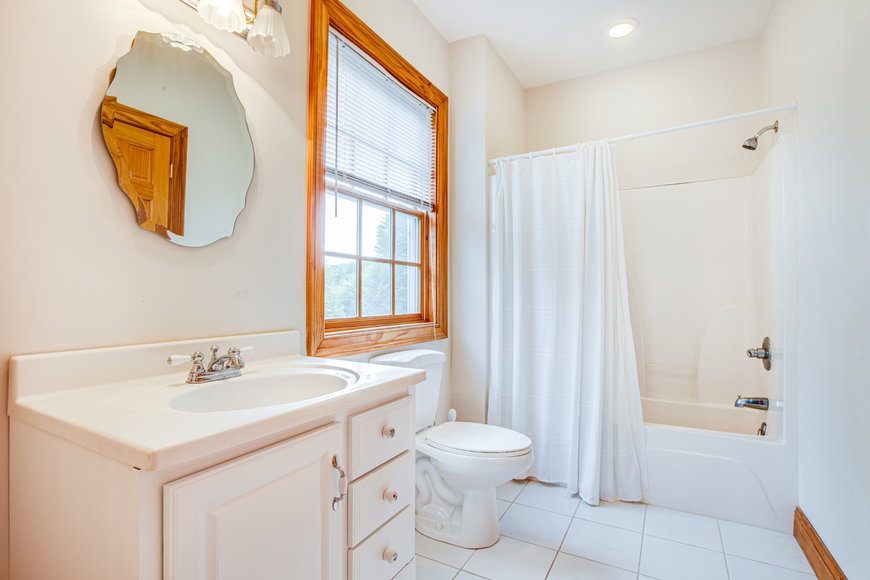 Image for 5 BR/5.5 BA Estate Home on 34 +/- Acres in Culpeper County, VA--SELLS to the HIGHEST BIDDER!!