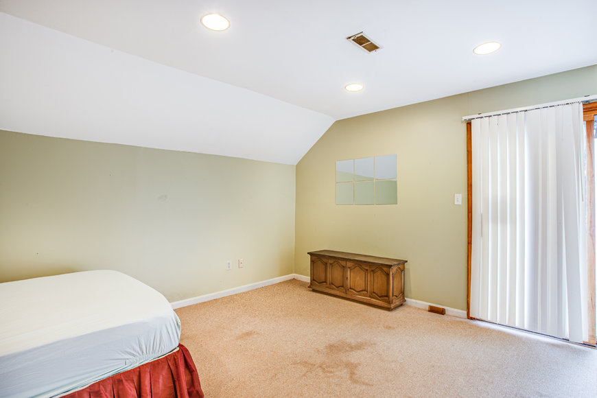 Image for 5 BR/5.5 BA Estate Home on 34 +/- Acres in Culpeper County, VA--SELLS to the HIGHEST BIDDER!!