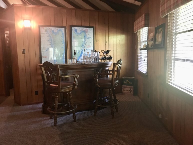 Image for Lake Barkley Real Estate Auction: 275 Horseshoe Dr., Cadiz