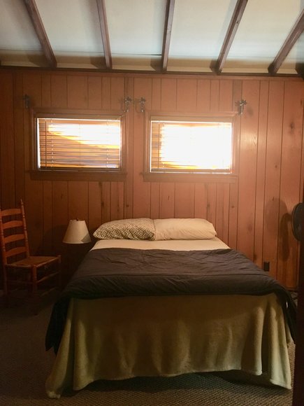 Image for Lake Barkley Real Estate Auction: 275 Horseshoe Dr., Cadiz