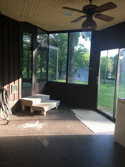 Image for Lake Barkley Real Estate Auction: 275 Horseshoe Dr., Cadiz