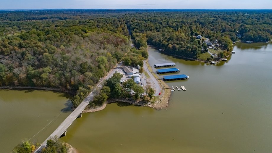 Image for Lake Barkley Marina Auction: Moon River