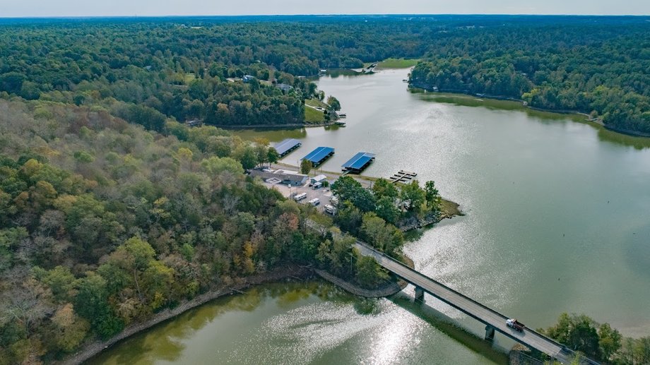 Image for Lake Barkley Marina Auction: Moon River