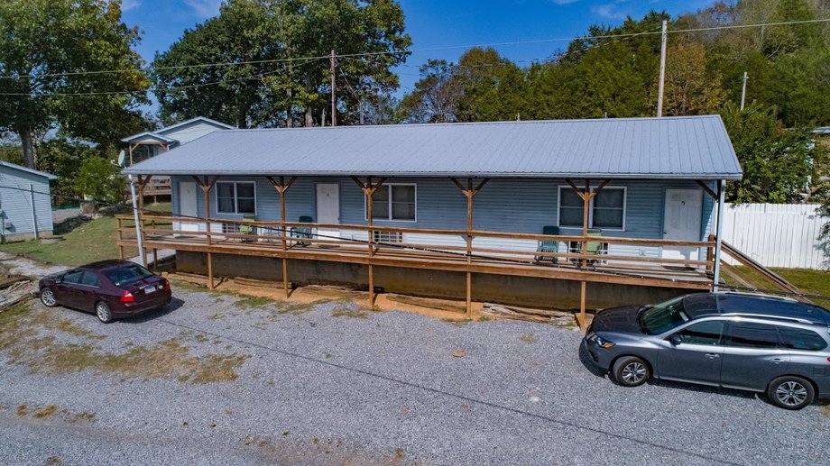 Image for Lake Barkley Marina Auction: Moon River