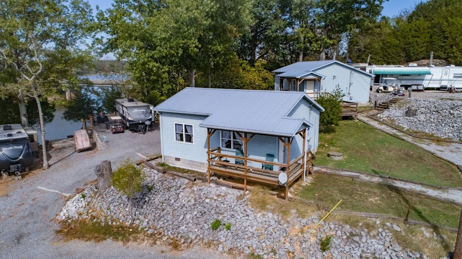 Image for Lake Barkley Marina Auction: Moon River