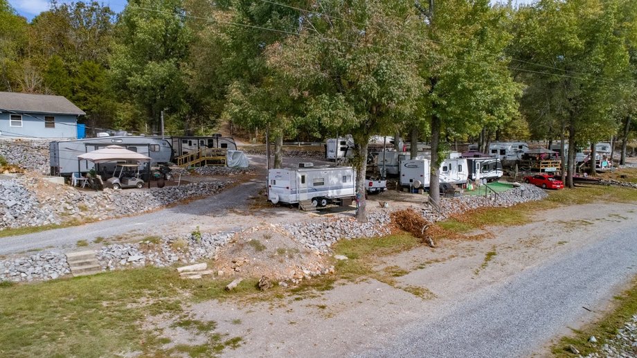 Image for Lake Barkley Marina Auction: Moon River