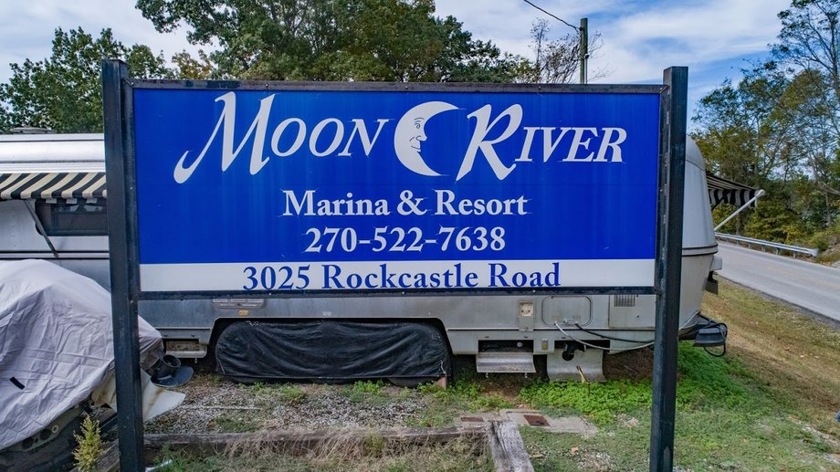 Image for Lake Barkley Marina Auction: Moon River