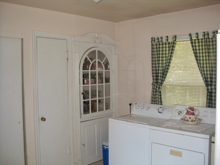 Image for Move-In Ready 3 BR/2.5 BA Brick Home on Main Street Lawrenceville, VA--Sells to the Highest Bidder!!