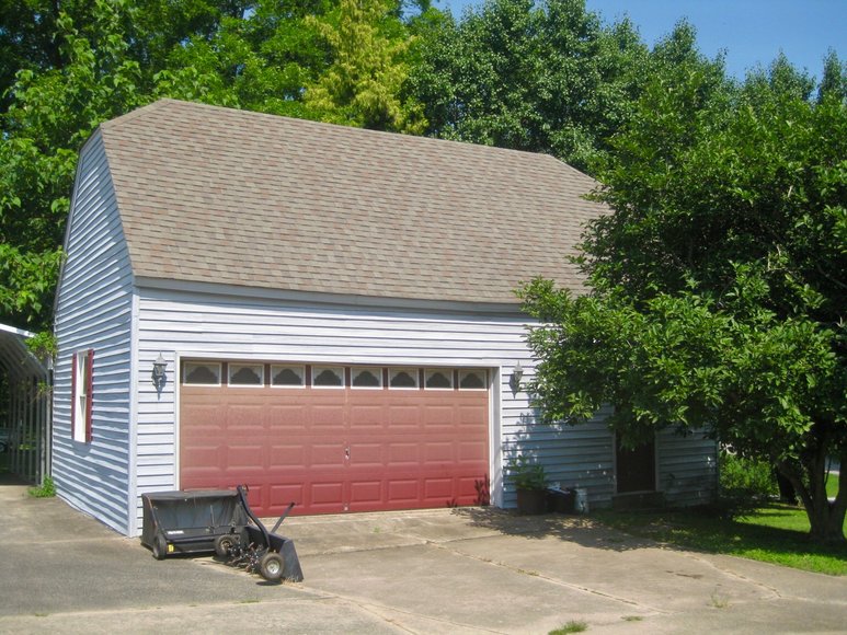 Image for Move-In Ready 3 BR/2.5 BA Brick Home on Main Street Lawrenceville, VA--Sells to the Highest Bidder!!