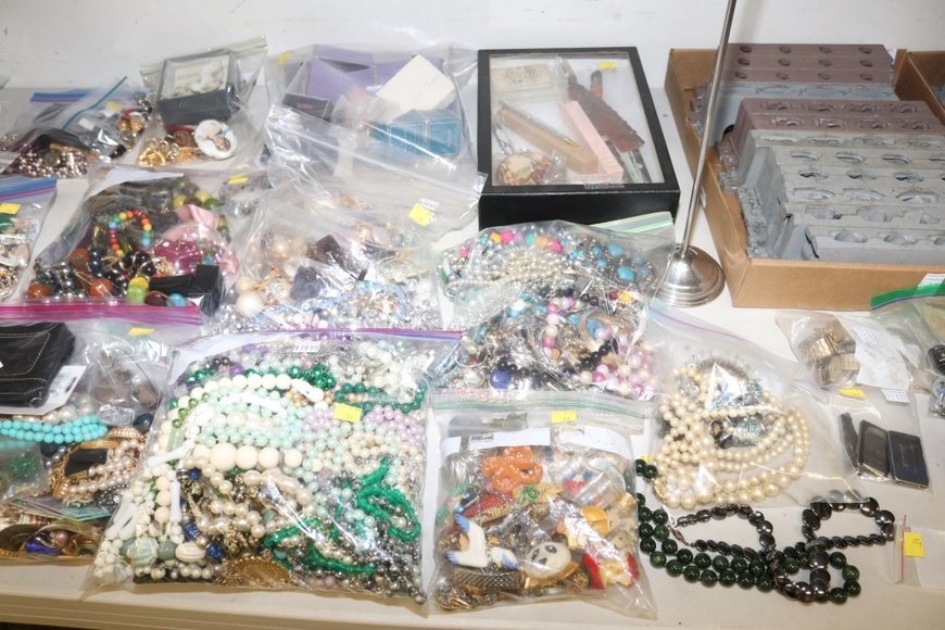 Image for Gallery Auction: 11-7-19