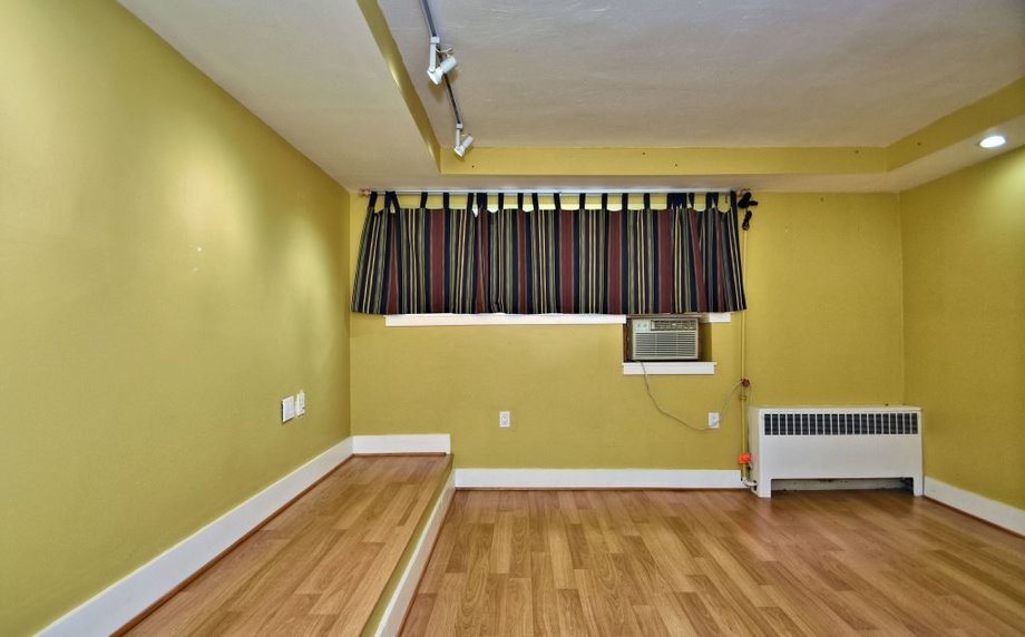 Image for Live and Online Real Estate Auction - Wyncote, PA: 11-19-19