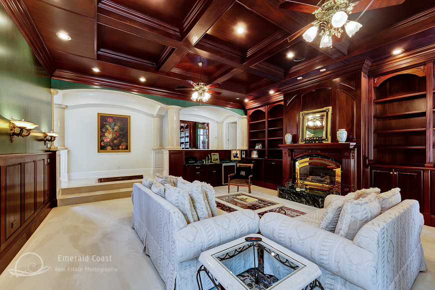 Image for Luxury Estate Auction in Prestigious Preserve on the Bay