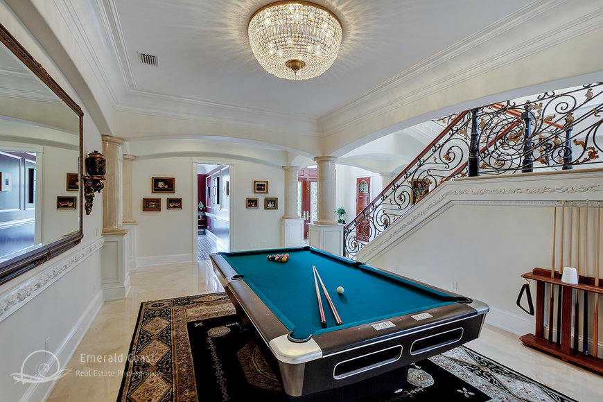 Image for Luxury Estate Auction in Prestigious Preserve on the Bay