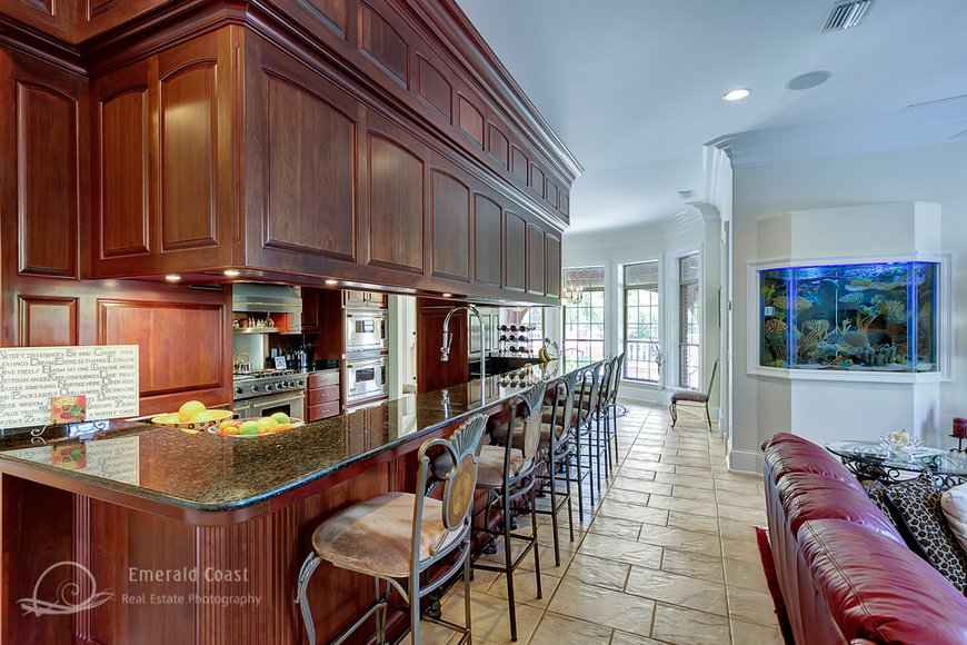 Image for Luxury Estate Auction in Prestigious Preserve on the Bay