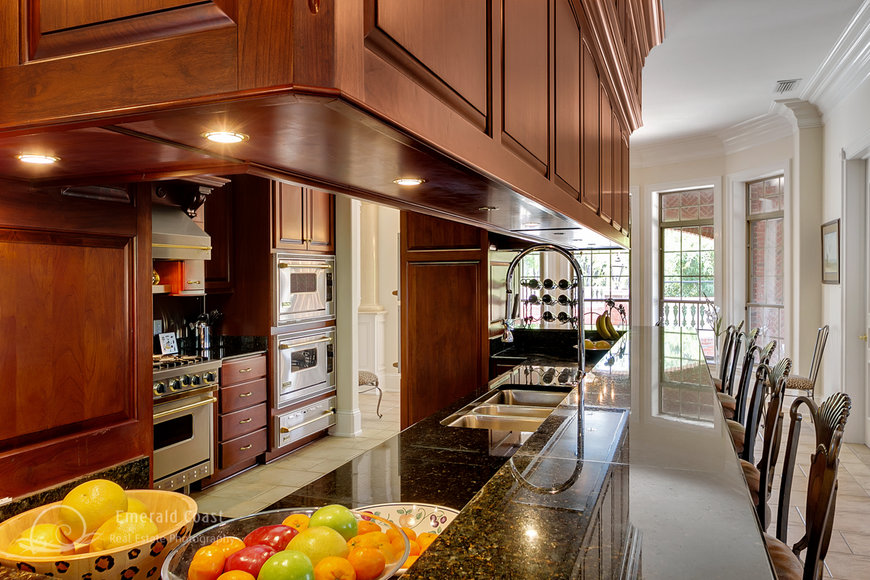 Image for Luxury Estate Auction in Prestigious Preserve on the Bay