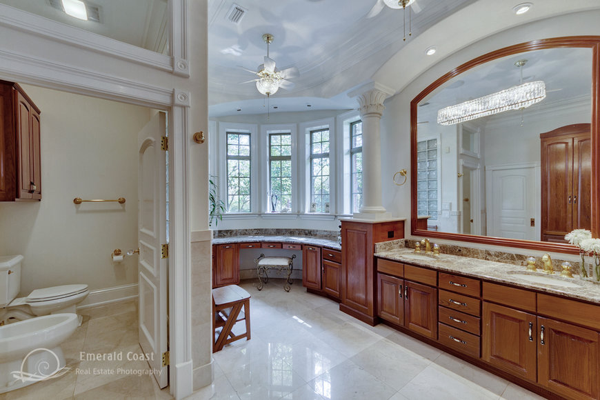 Image for Luxury Estate Auction in Prestigious Preserve on the Bay