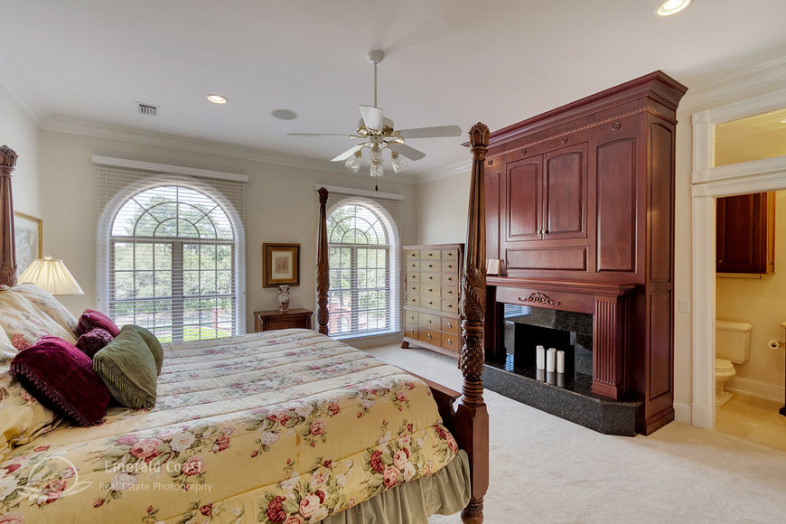 Image for Luxury Estate Auction in Prestigious Preserve on the Bay