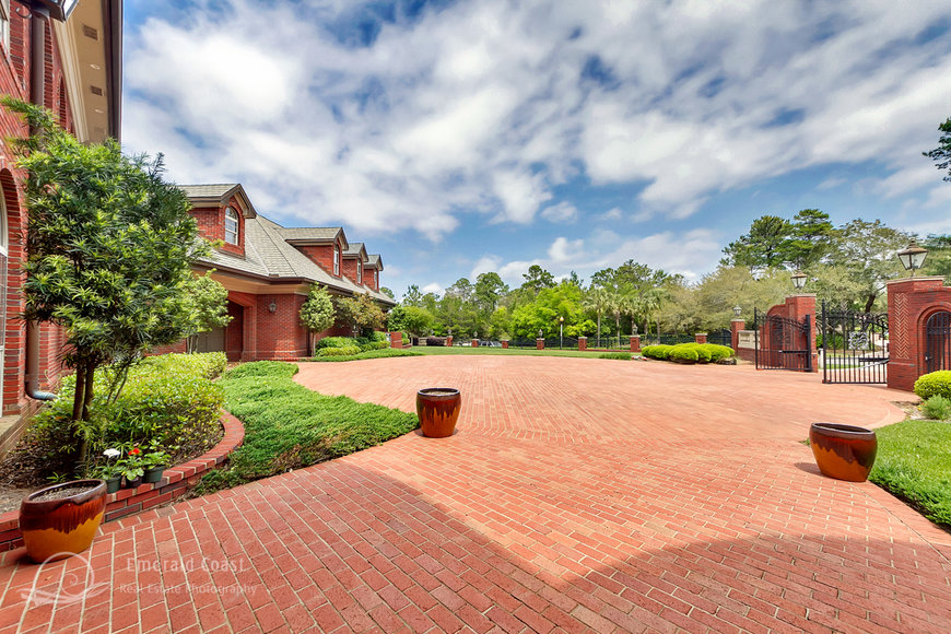 Image for Luxury Estate Auction in Prestigious Preserve on the Bay