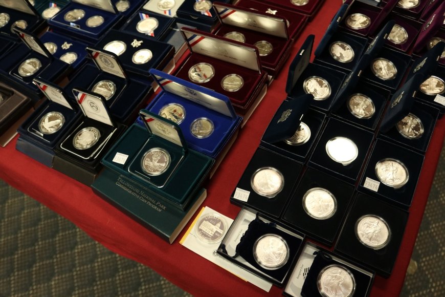 Image for Gallery Auction with Trains: 11-21-19