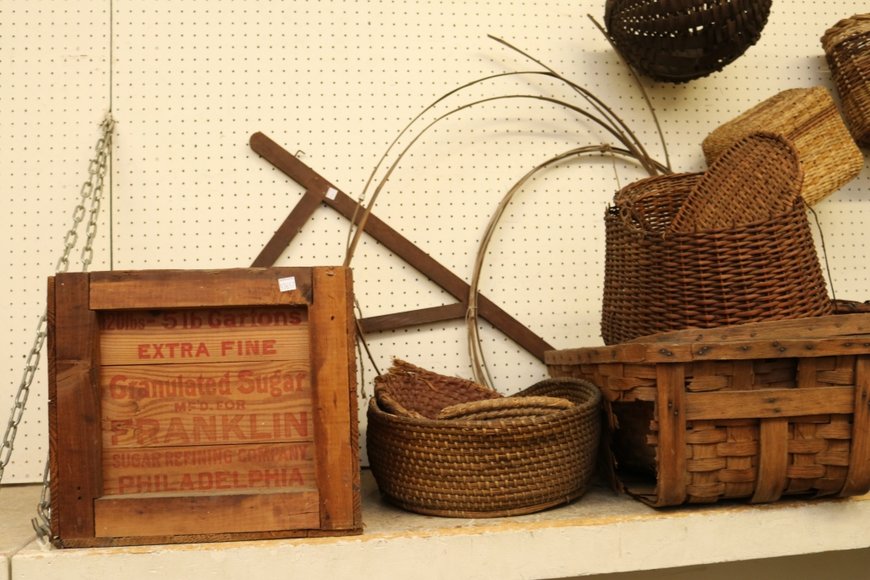 Image for Gallery Auction with Trains: 11-21-19