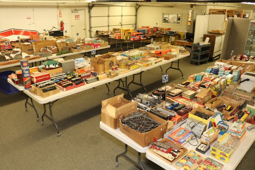 Image for Gallery Auction with Trains: 11-21-19