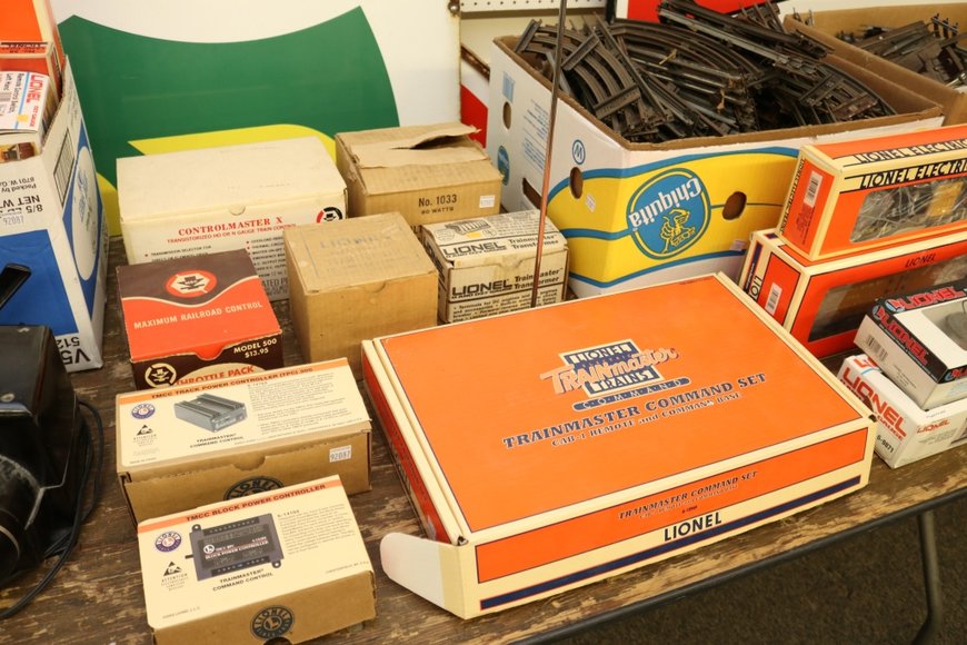 Image for Gallery Auction with Trains: 11-21-19