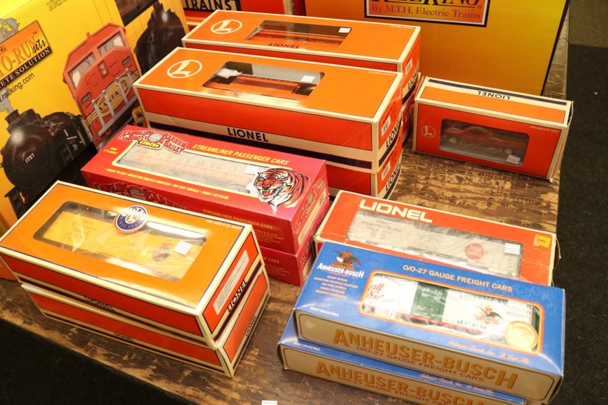 Image for Gallery Auction with Trains: 11-21-19