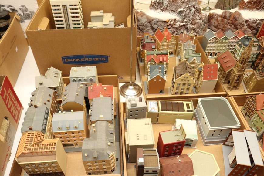 Image for Gallery Auction with Trains: 11-21-19