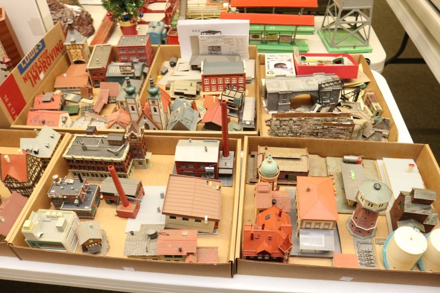 Image for Gallery Auction with Trains: 11-21-19