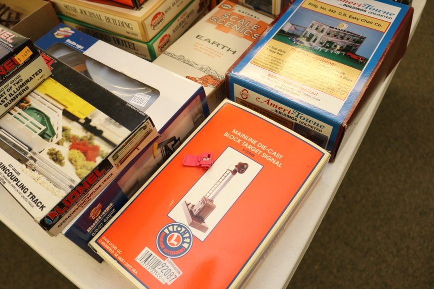 Image for Gallery Auction with Trains: 11-21-19